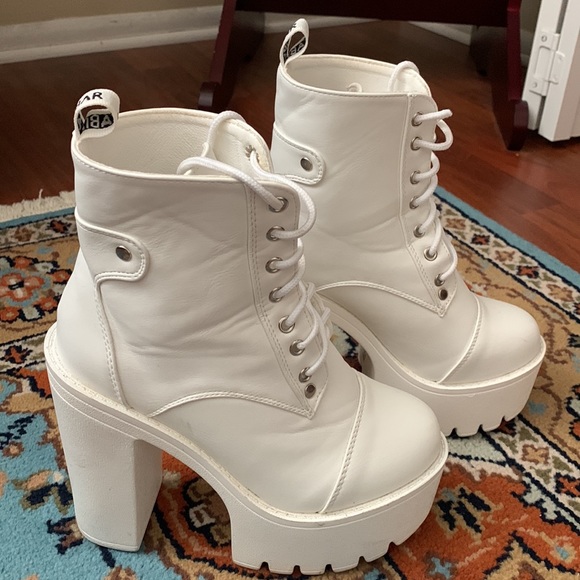 High Chunky Platform Lace-up Combat Boots - Picture 2 of 9